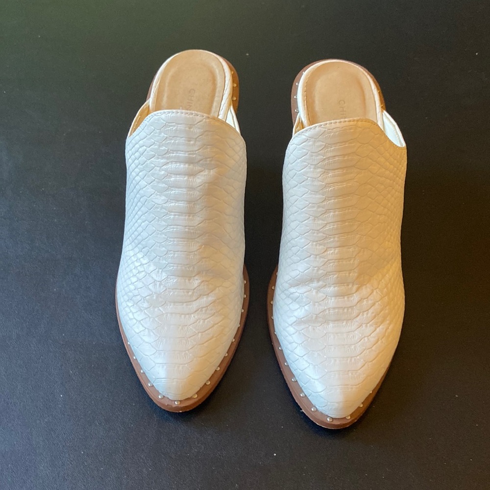 Chinese Laundry White Snake Mules
